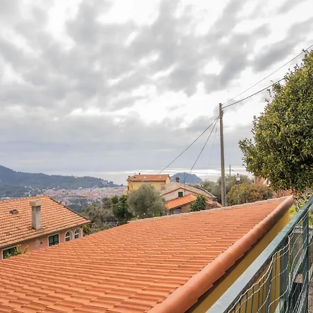 031 - Casa Armonia Vista Mare Sestri Levante, Pace Natura Semesterbostad *